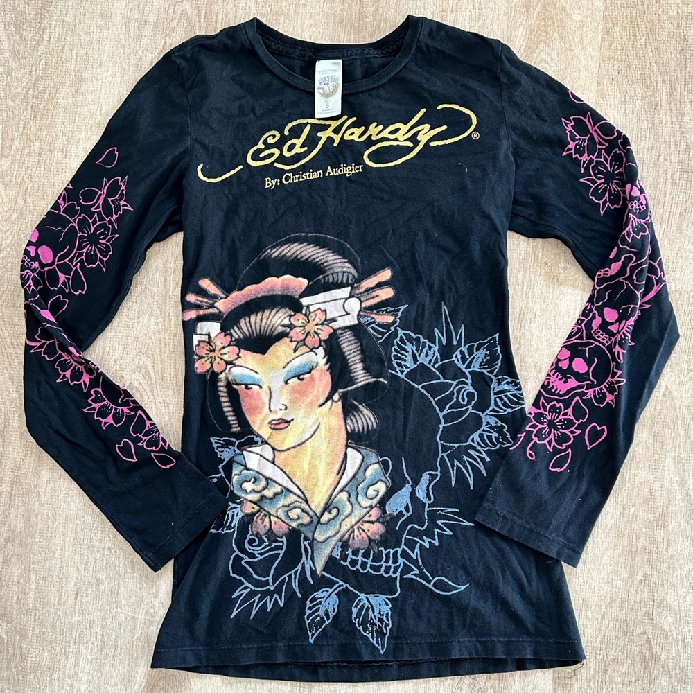 2000s Ed Hardy long sleeve